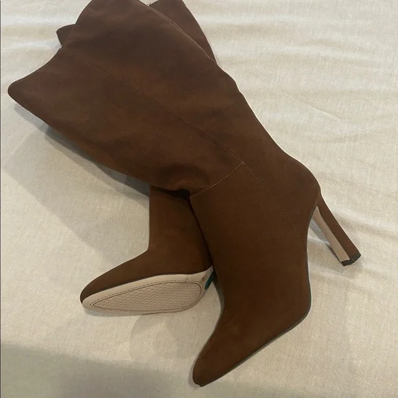 Jessica Simpson Brown Heeled Boots - Picture 2 of 5